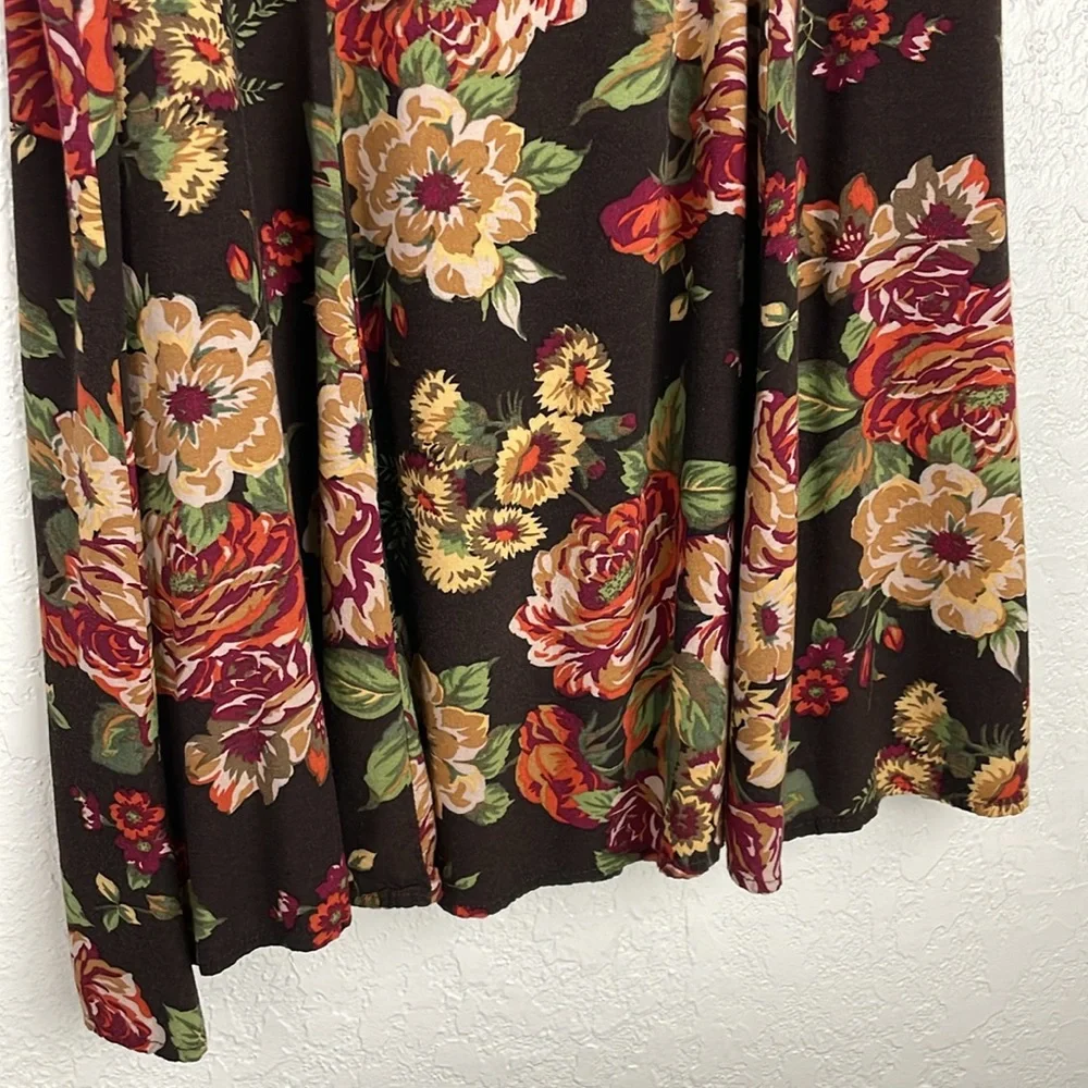 White Stag brown floral skirt - Picture 3 of 6